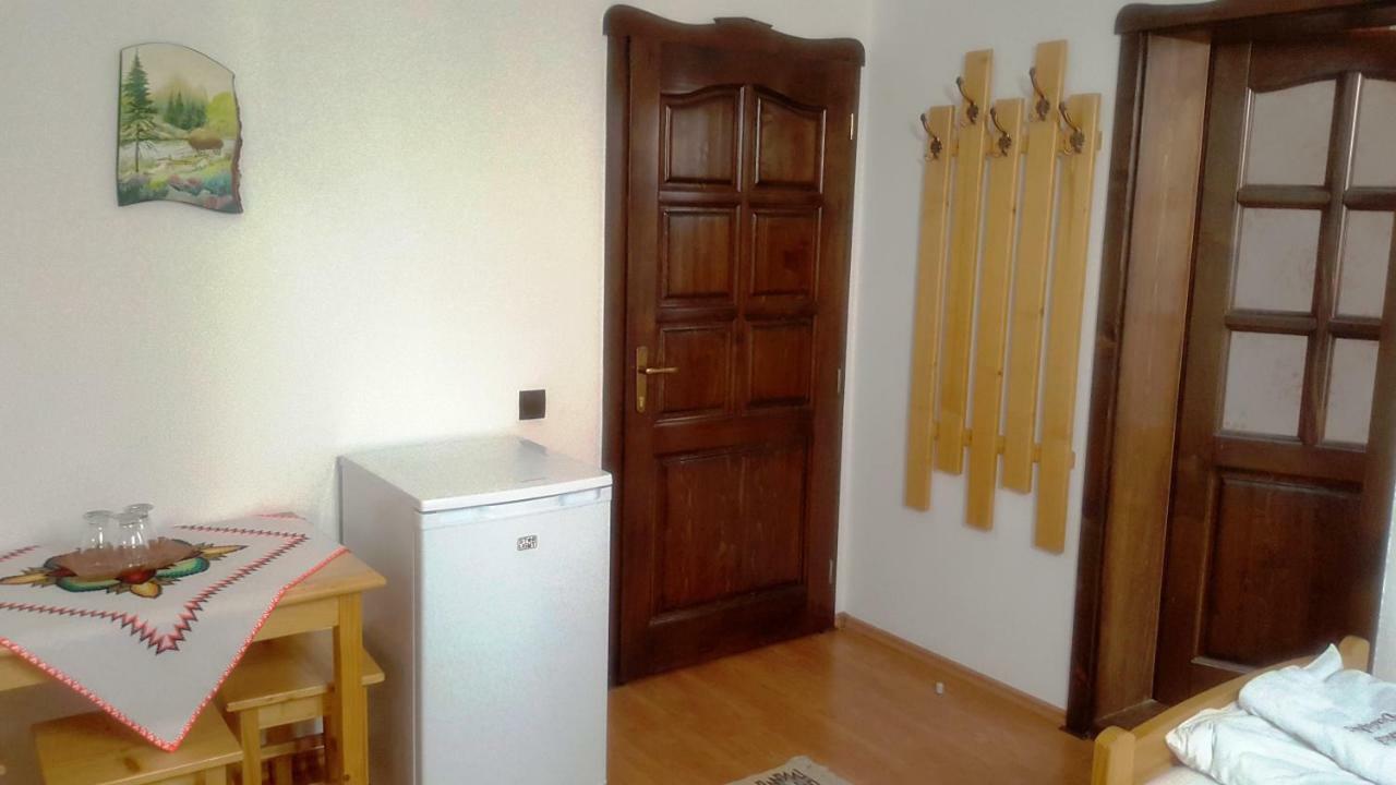 Bed and Breakfast Hazanéző Panzió Corund  Exterior foto
